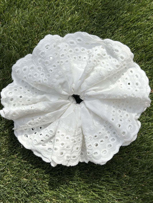 Classic White Moon Pure Cotton Hollow Lace