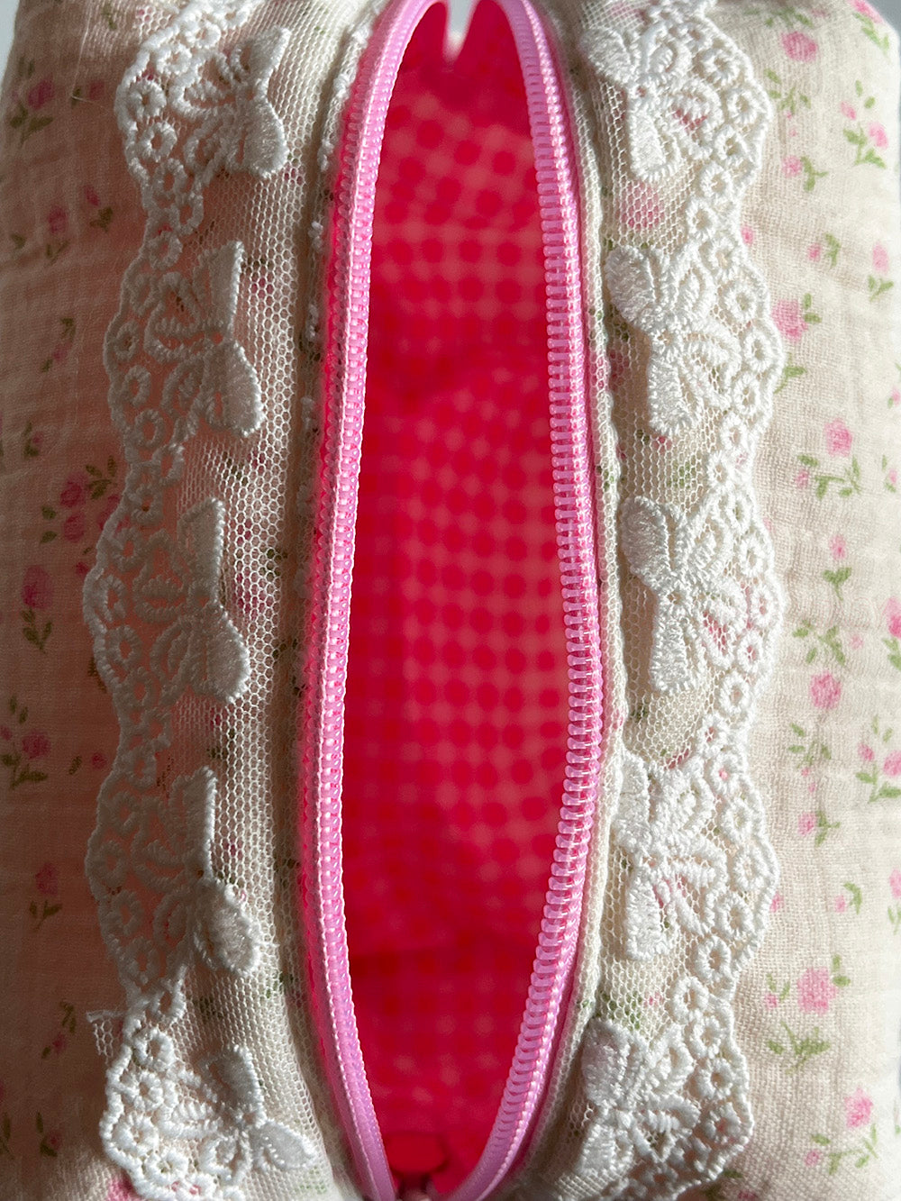 Lace-Trimmed Bowknot Little Rose Makeup Pouch